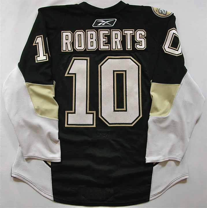 2008 Pittsburgh Penguins NHL Winter Classic 2nd Period Game Worn Jerseys 
