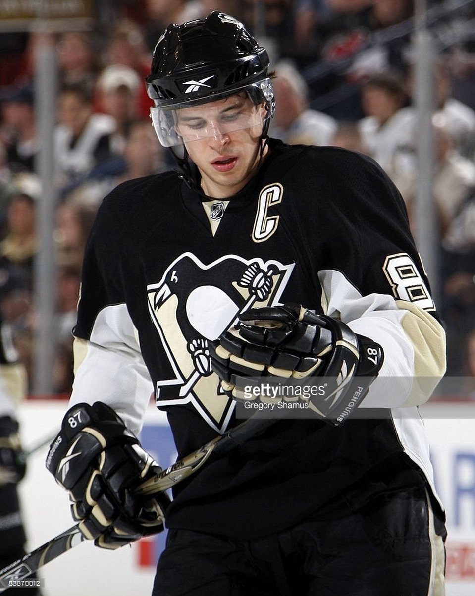 Sidney Crosby's Pittsburgh Penguins Jersey from the 2008 W…