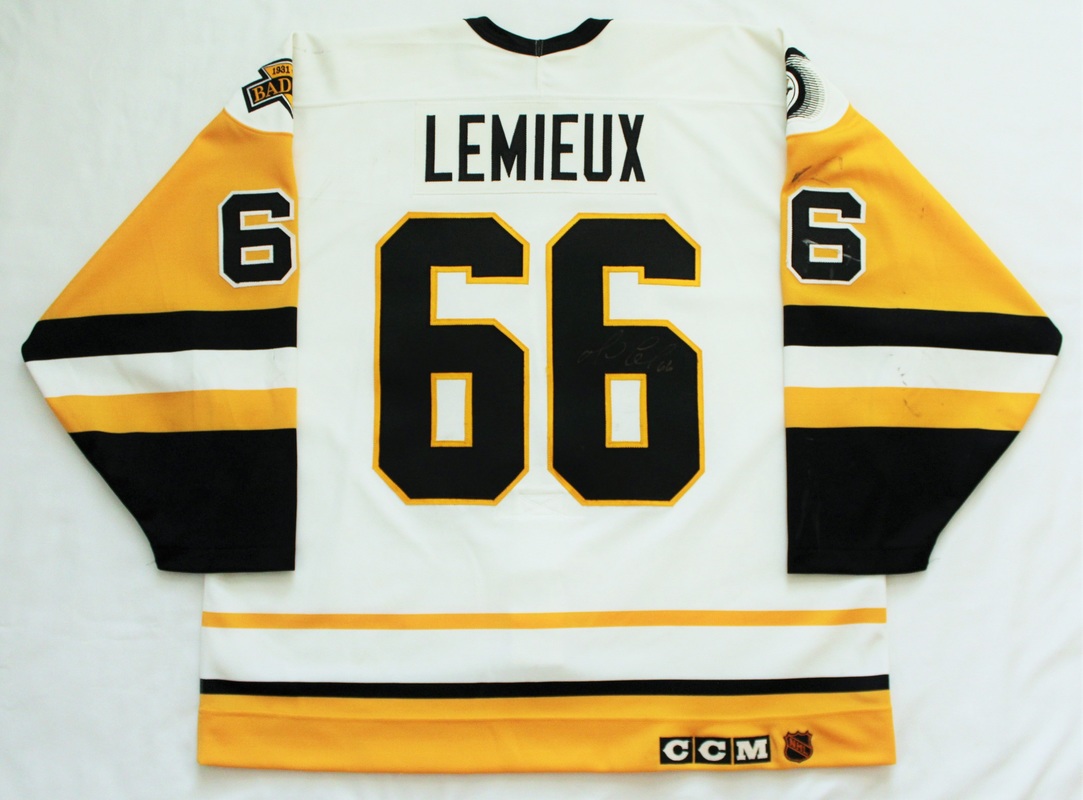 Mario Lemieux's trophy case 2009, 2008–09 Stanley Cup champ…