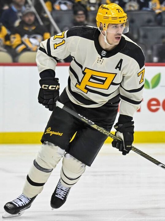 Pittsburgh Penguins No24 Dominik Kahun Gold Alternate Jersey